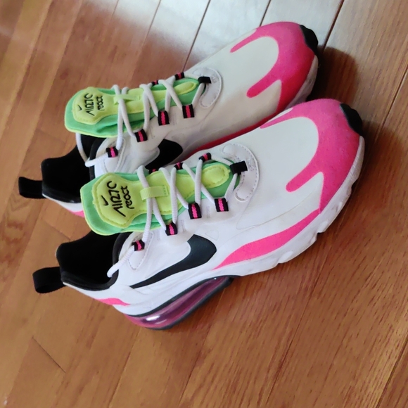 Women Nike sneakers - Picture 6 of 7